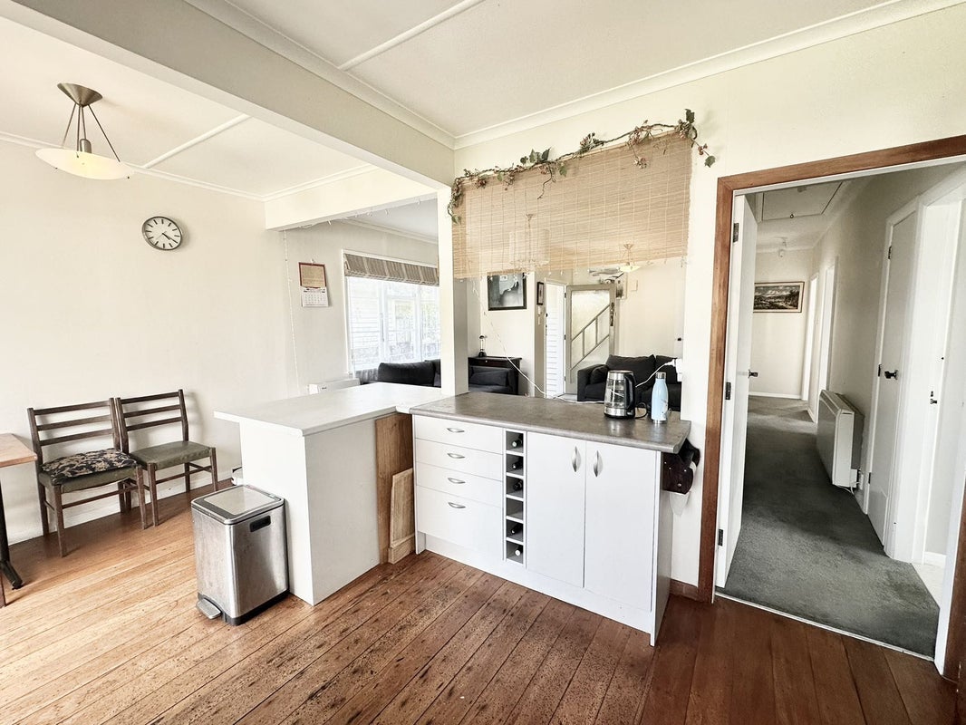 104 Cuba Street, Petone, Lower Hutt - Carousel 2