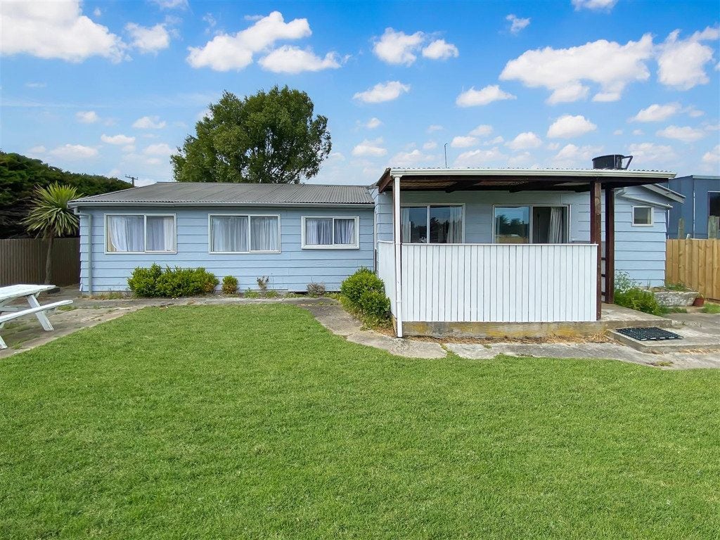 425 Kainga Road, Brooklands, Christchurch - Carousel 1