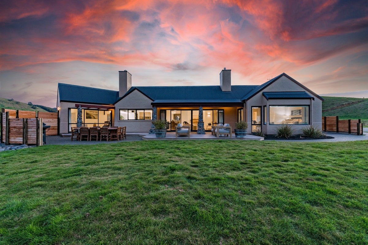 29 Hitiri Road, Kinloch, Taupo - Carousel 1