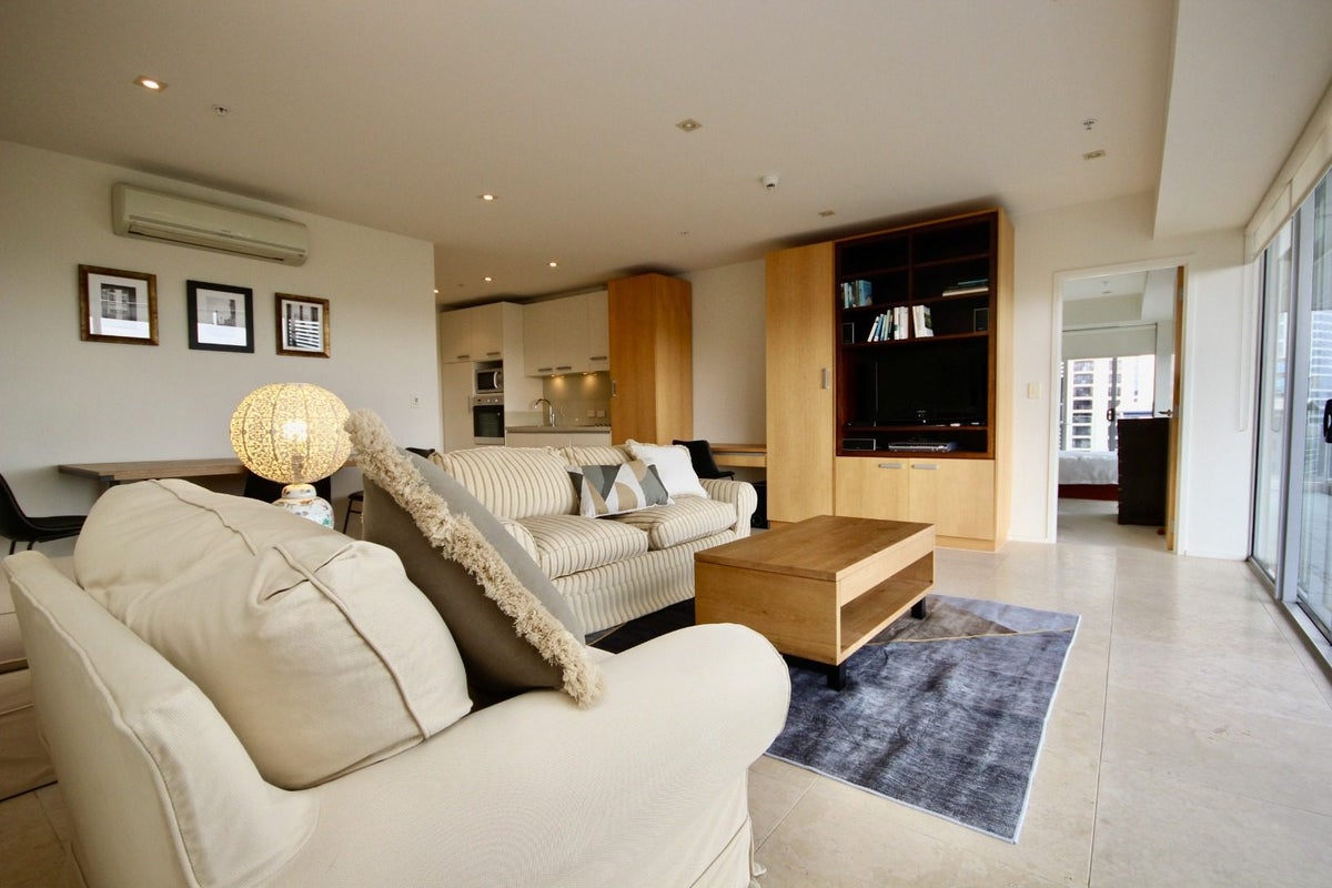 2106/6 Lorne Street, Auckland Central, Auckland - Carousel 2