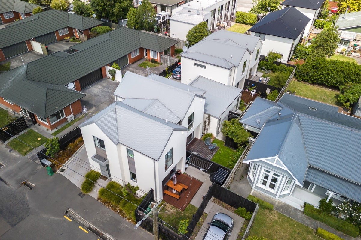 2/20 Hume Street, Sydenham, Christchurch - Carousel 16