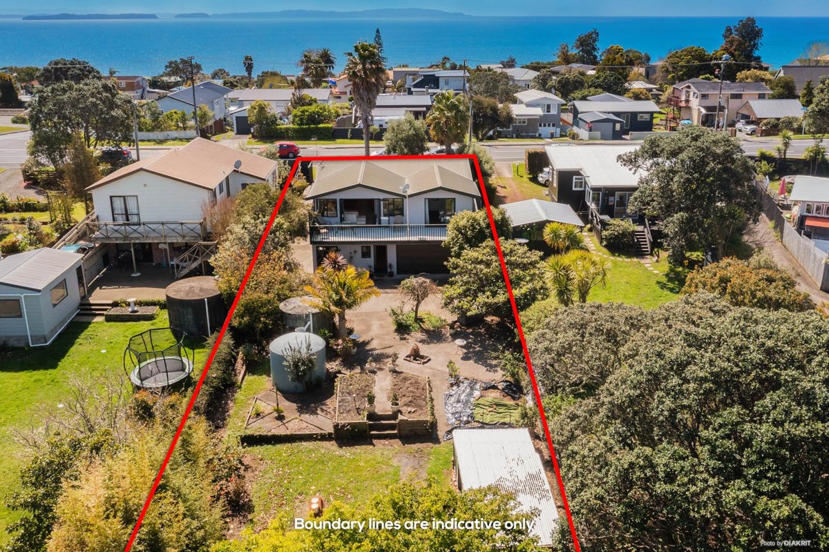 1397 Whangaparaoa Road, Army Bay, Whangaparaoa - Carousel 1
