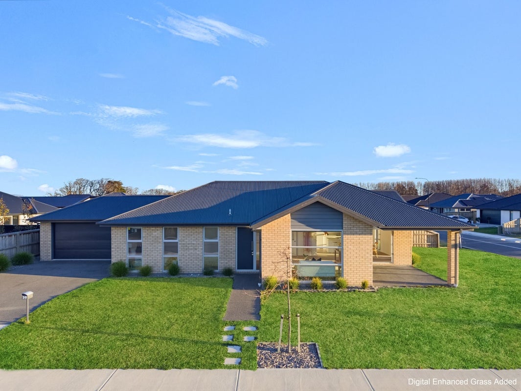 39 Chambers Avenue, Woodend, Woodend - Carousel 1