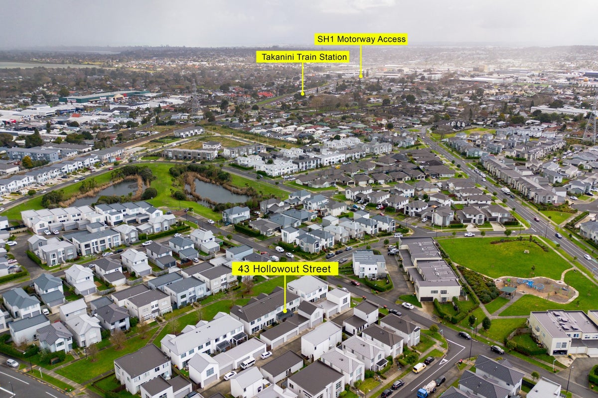 43 Hollowout Street, Takanini, Auckland - Carousel 23