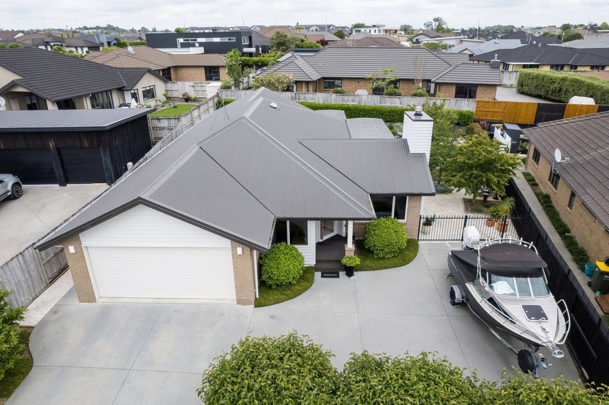 90 Te Huia Drive, Flagstaff, Hamilton - Carousel 1