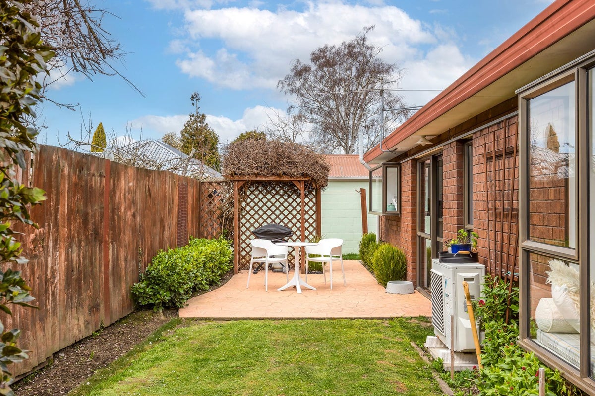 2/50 Ambleside Drive, Burnside, Christchurch City, Canterbury - Carousel 15