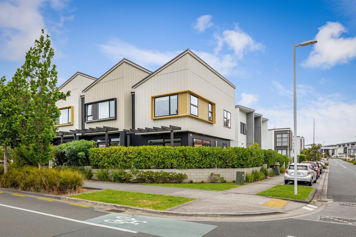 2 Sidney Wallingford Way, Hobsonville, Auckland - Carousel 1