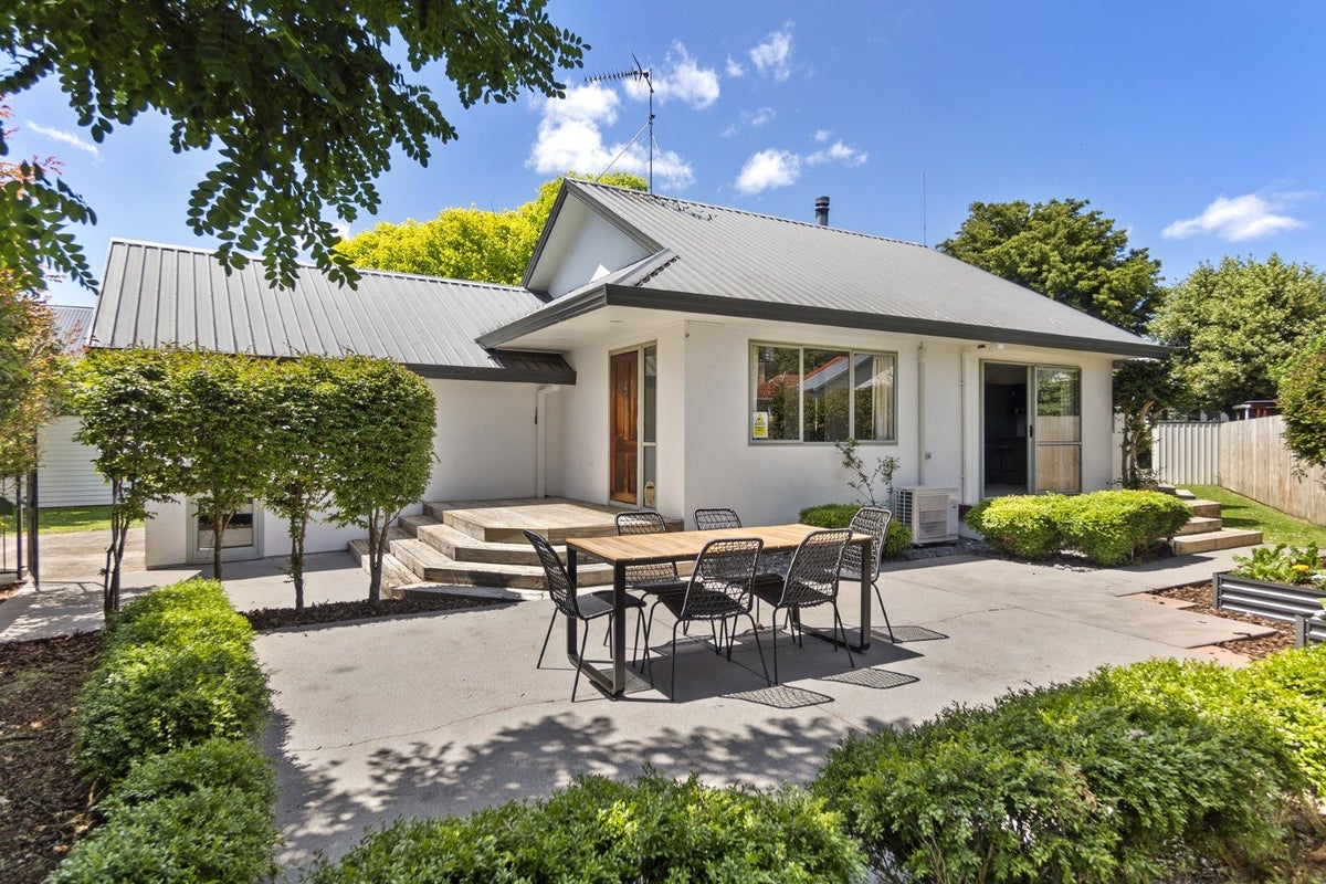 14A Forster Avenue, Hillcrest, Hamilton - Carousel 1