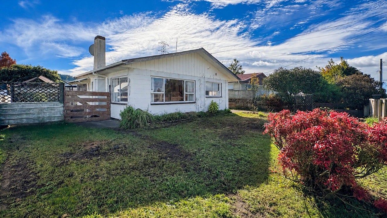 21A Fairview Road, Western Heights, Rotorua - Carousel 1