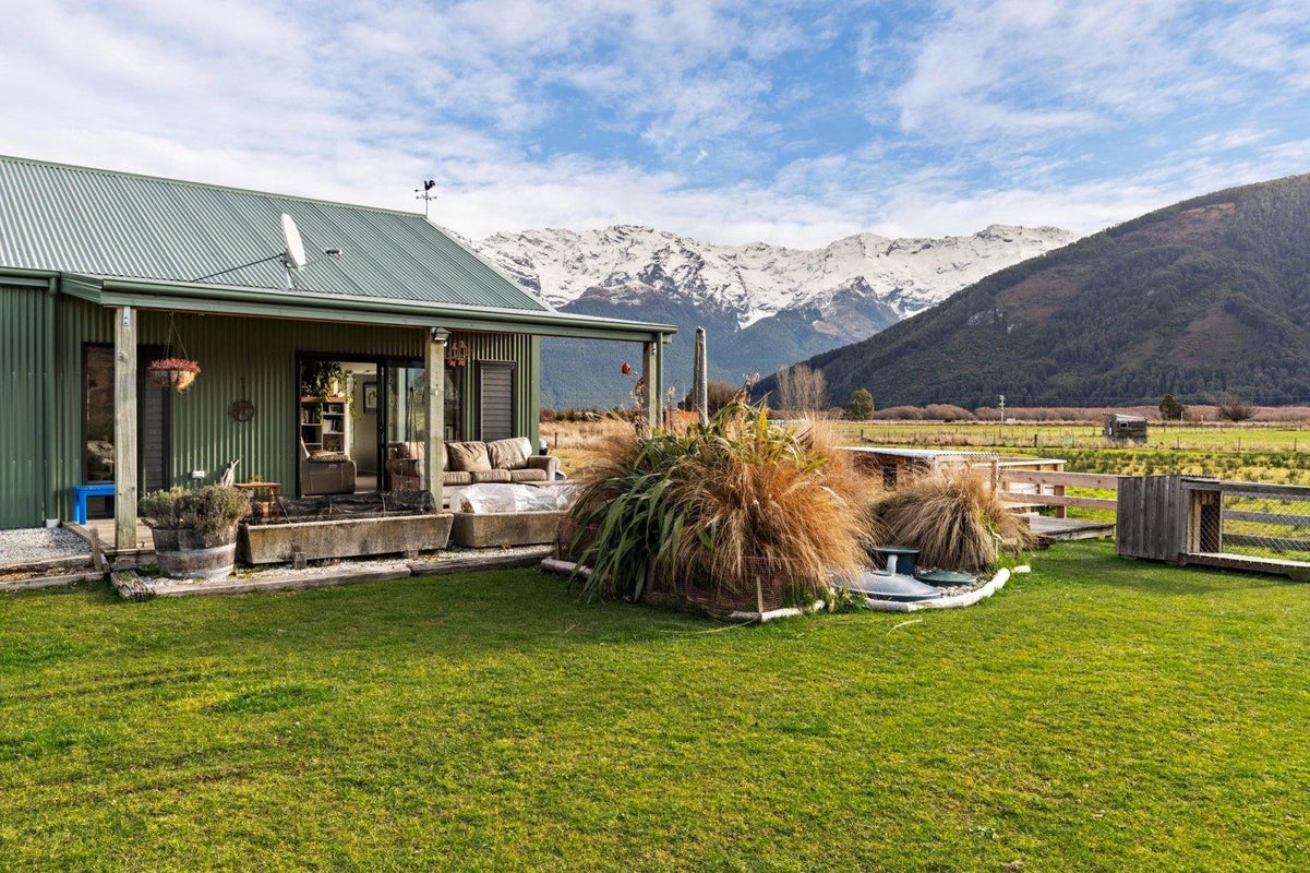 34 Birley Rise, Glenorchy, Glenorchy - Carousel 1
