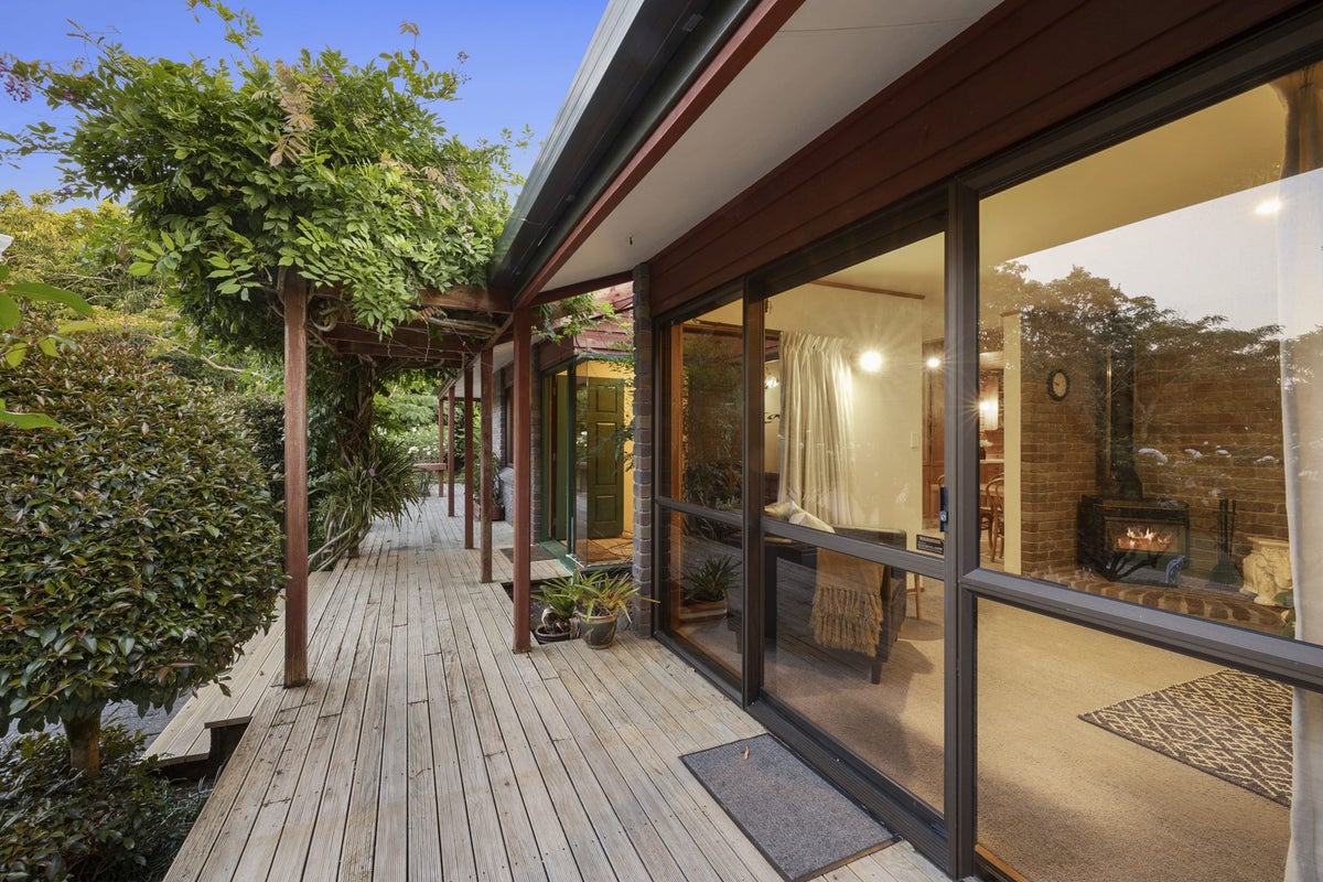 422 Corbett Road, Lepperton, New Plymouth - Carousel 2