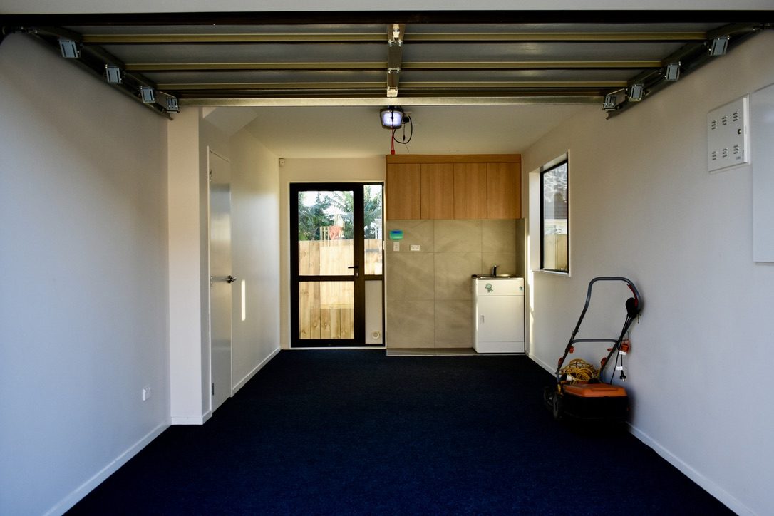 26A Holland Avenue, Point England, Auckland - Carousel 11