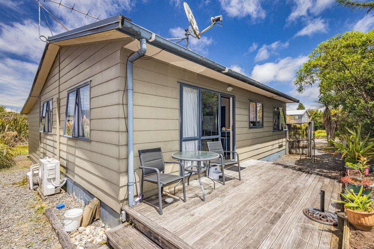 25 Findlay Street, WAIMARINO, OWHANGO - Carousel 2