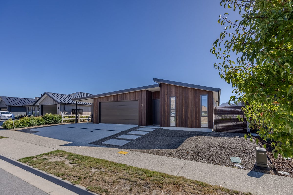 25 Campbell Road, WANAKA - Carousel 1