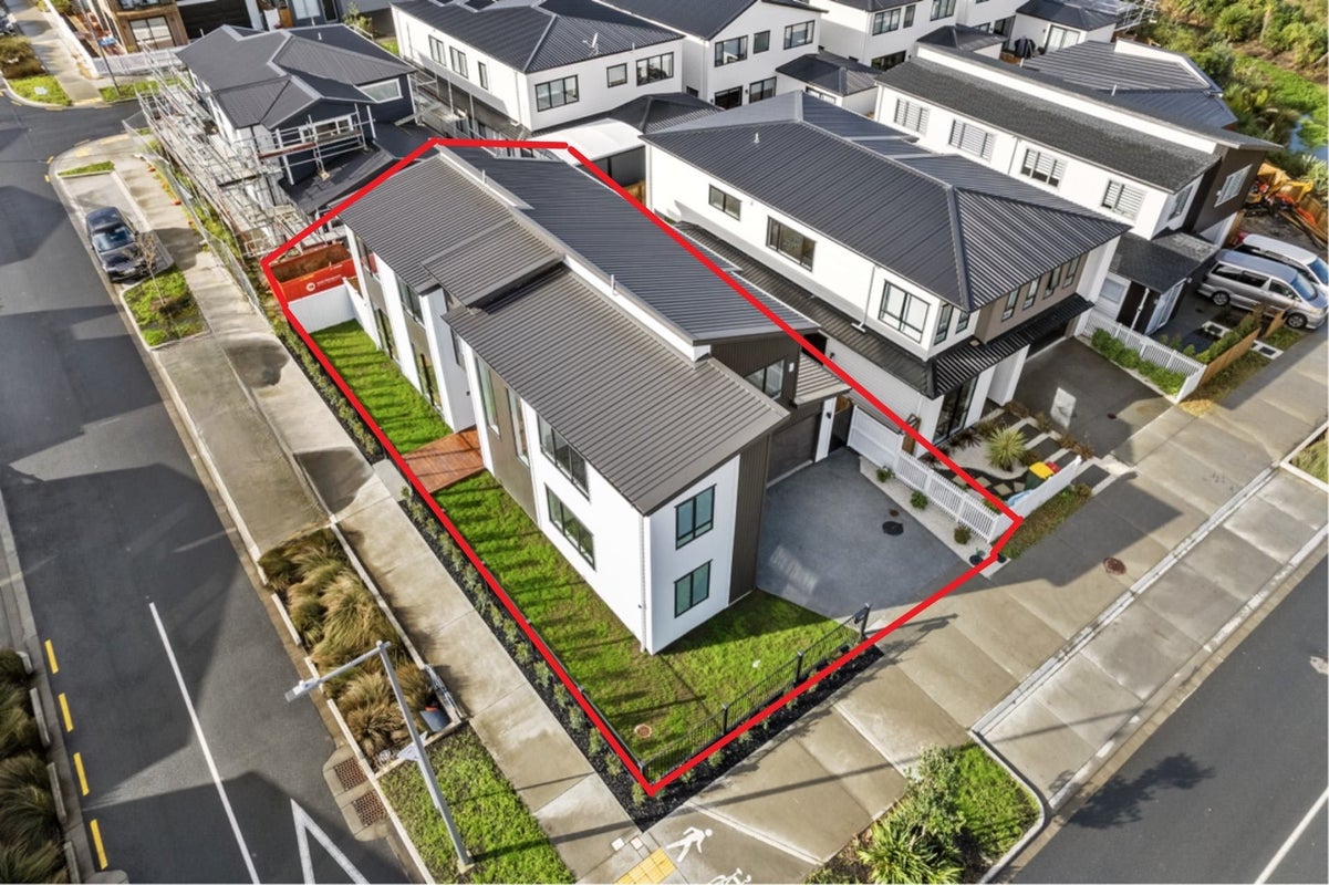 6 Tahingamanu Road, Hobsonville, Auckland - Carousel 25