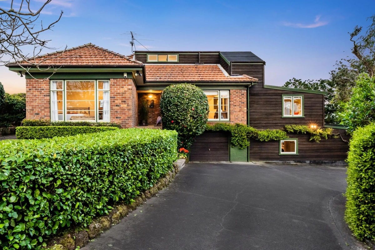 529 Riddell Road, Glendowie, Auckland - Carousel 1
