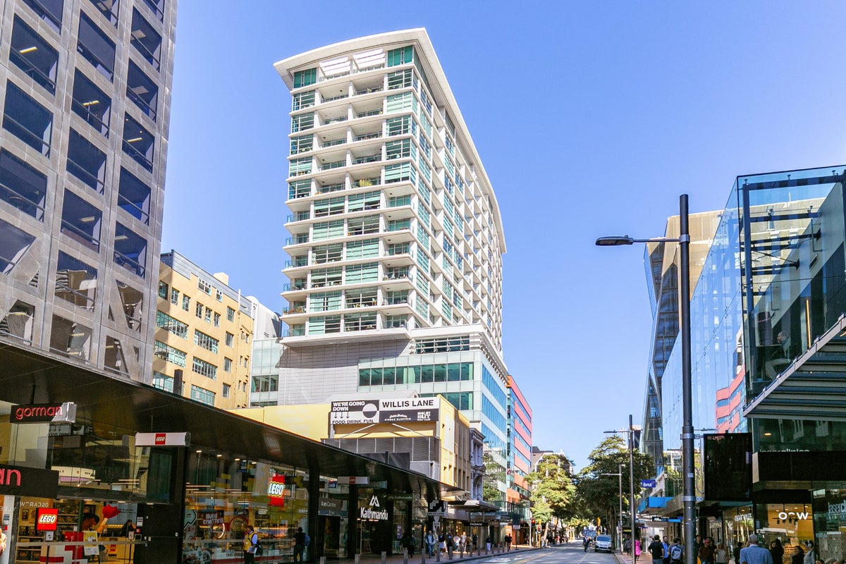 16C/9 Chews Lane, Wellington Central, Wellington - Carousel 1