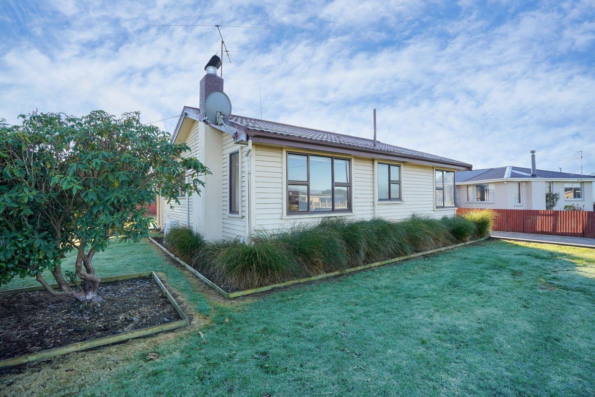 3 Harvey Street, Grasmere, Invercargill - Carousel 2