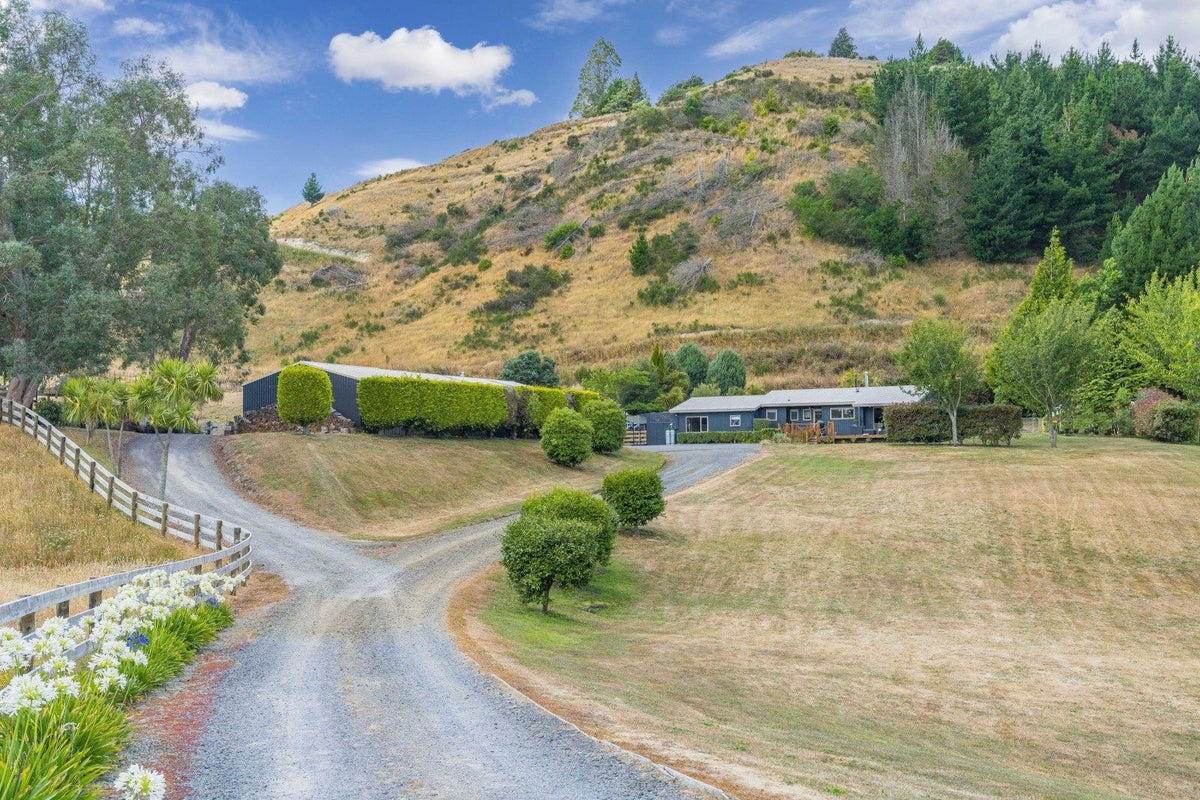 1000 Mapara Road, Kinloch, Taupo - Carousel 1