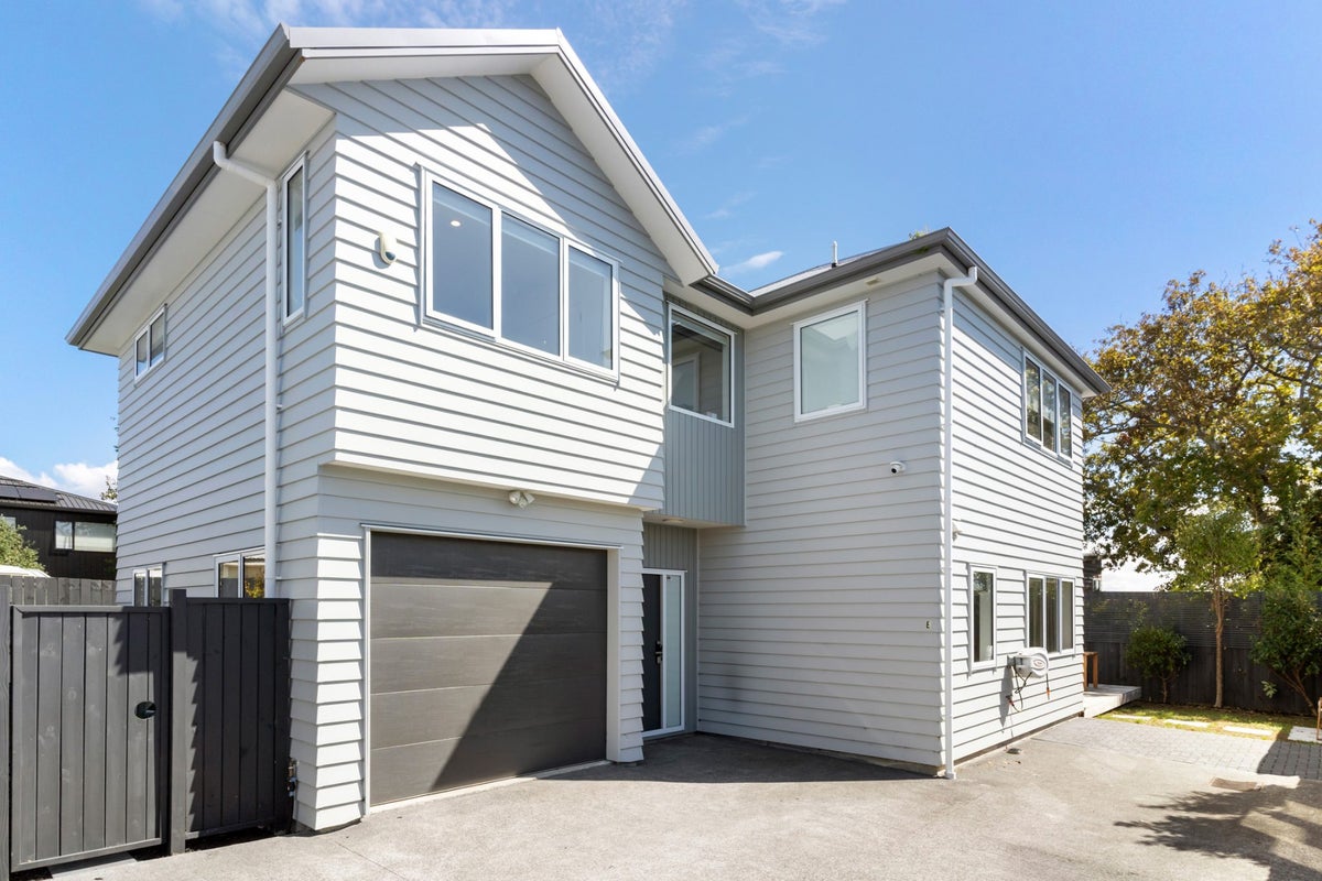 13E Teal Crescent, Beach Haven, Auckland - Carousel 26