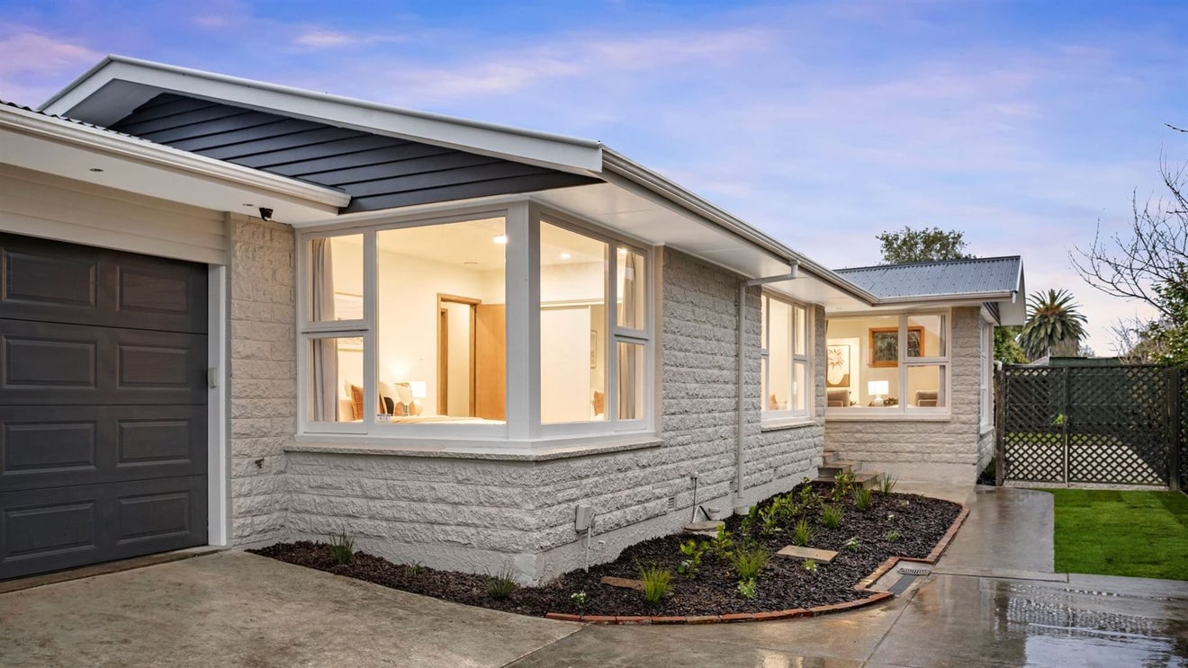 9 Eglinton Street, Avondale, Christchurch - Carousel 2