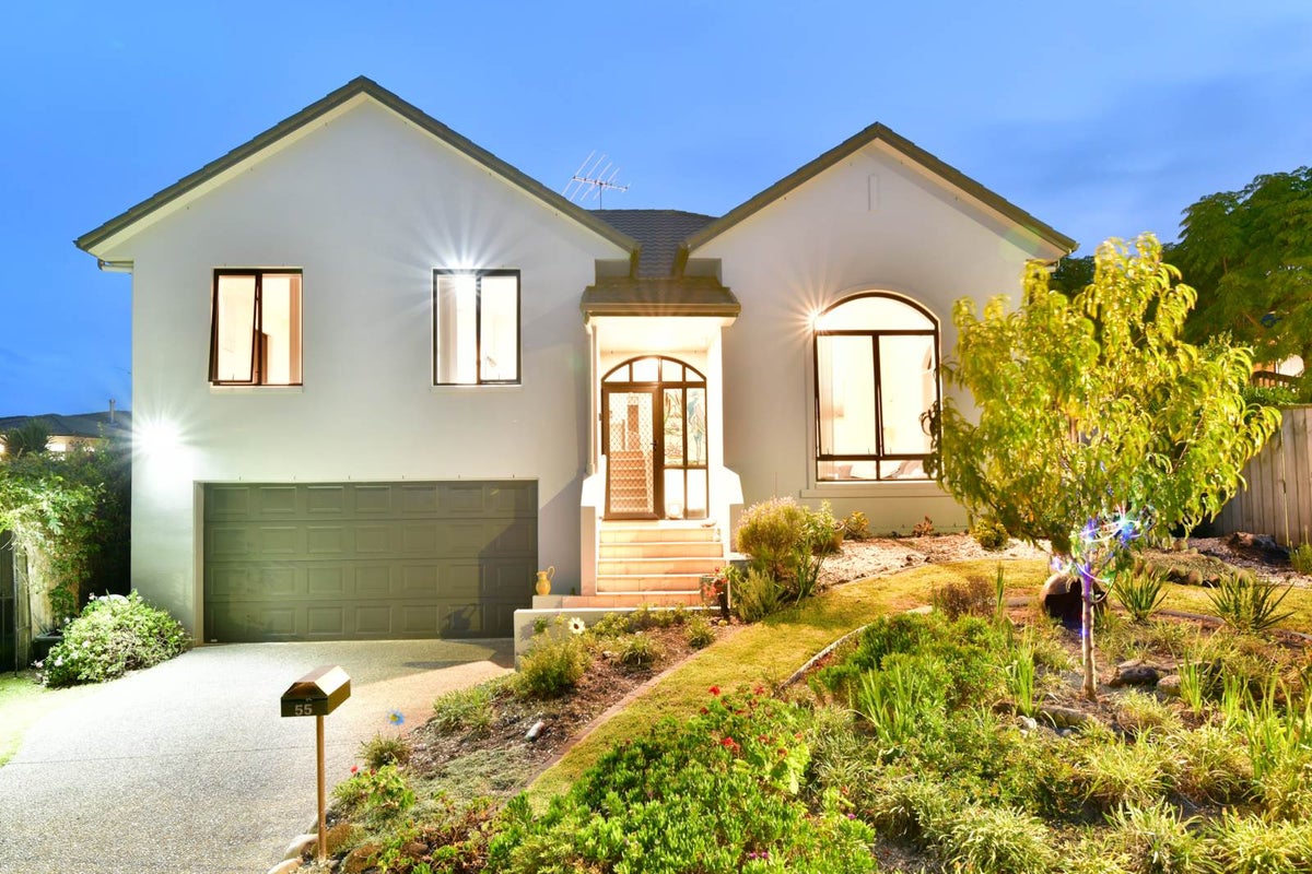 55 Motutapu Avenue, Manly, Whangaparaoa - Carousel 1