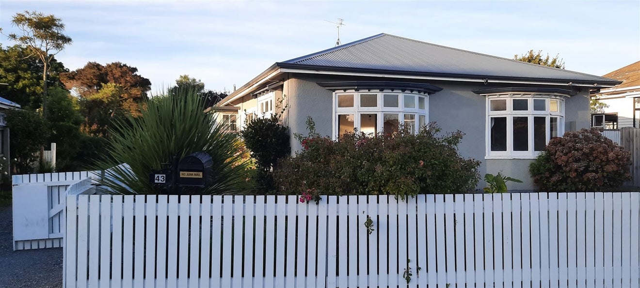 43 Sullivan Avenue, Woolston, Christchurch - Carousel 1