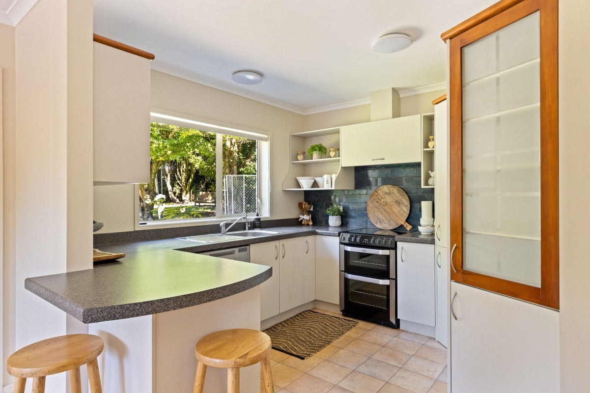 540 Mountain Road, Lepperton, New Plymouth - Carousel 2