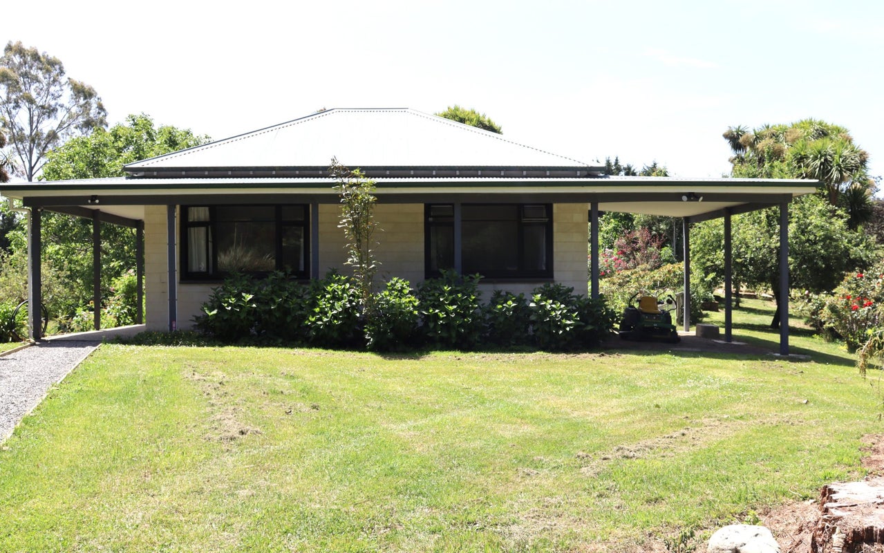 130 Maudes Road, Deborah, Oamaru - Carousel 2