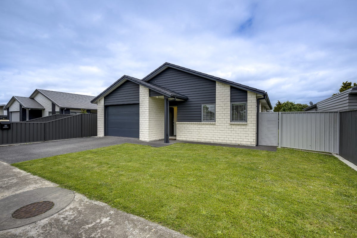 93 King Street, Taradale, Napier - Carousel 2