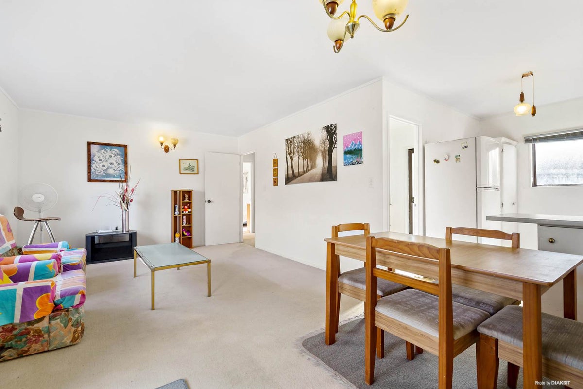 1602B Great North Road, Waterview, Auckland - Carousel 2