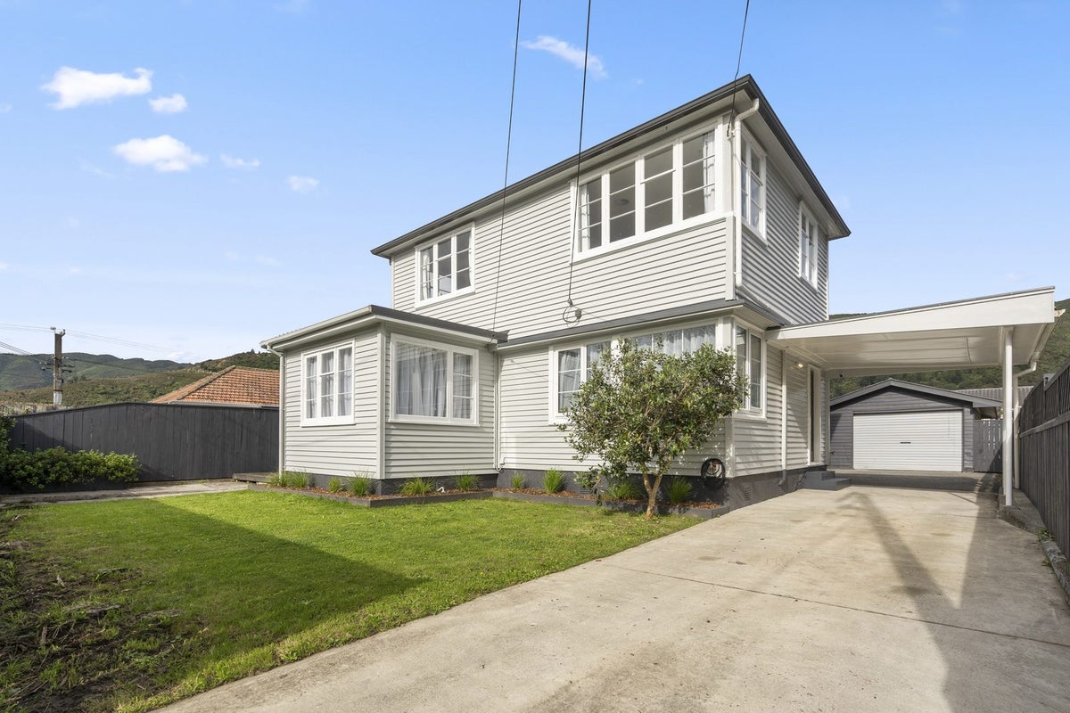 1 Keys Street, Naenae, Lower Hutt - Carousel 1