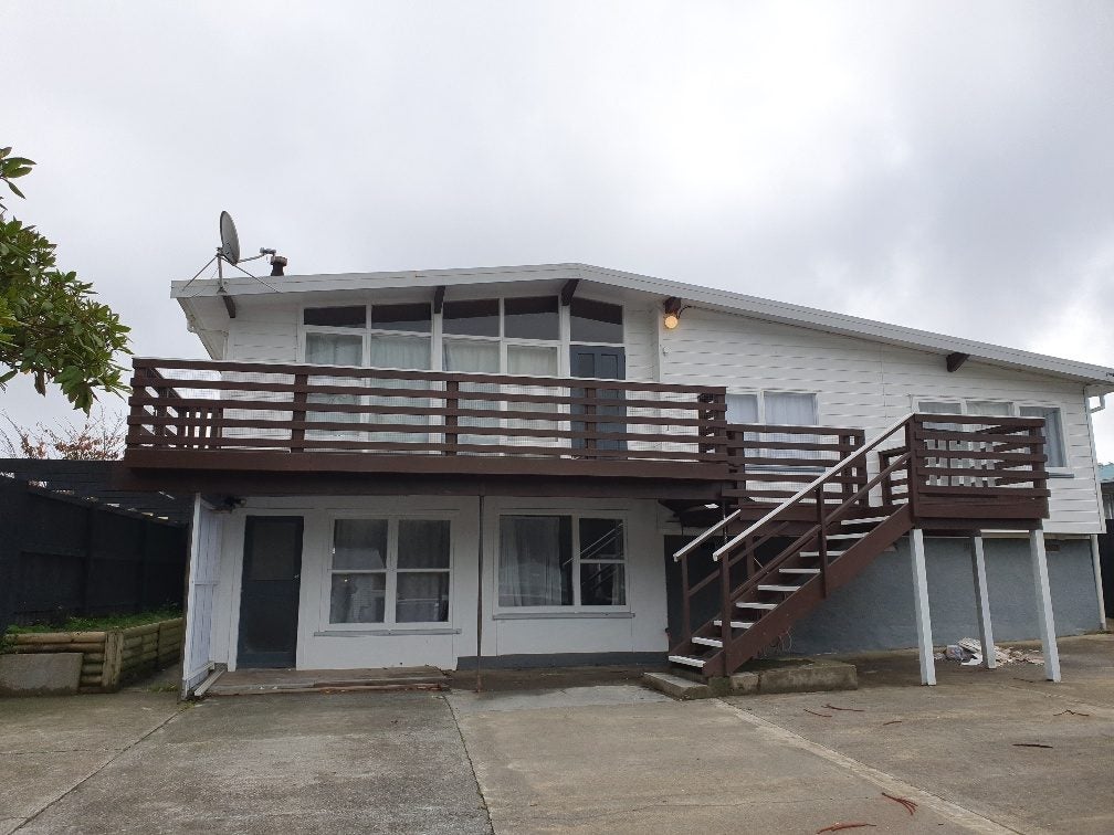 0 Driver Cres, Cannons Creek, Porirua - Carousel 1