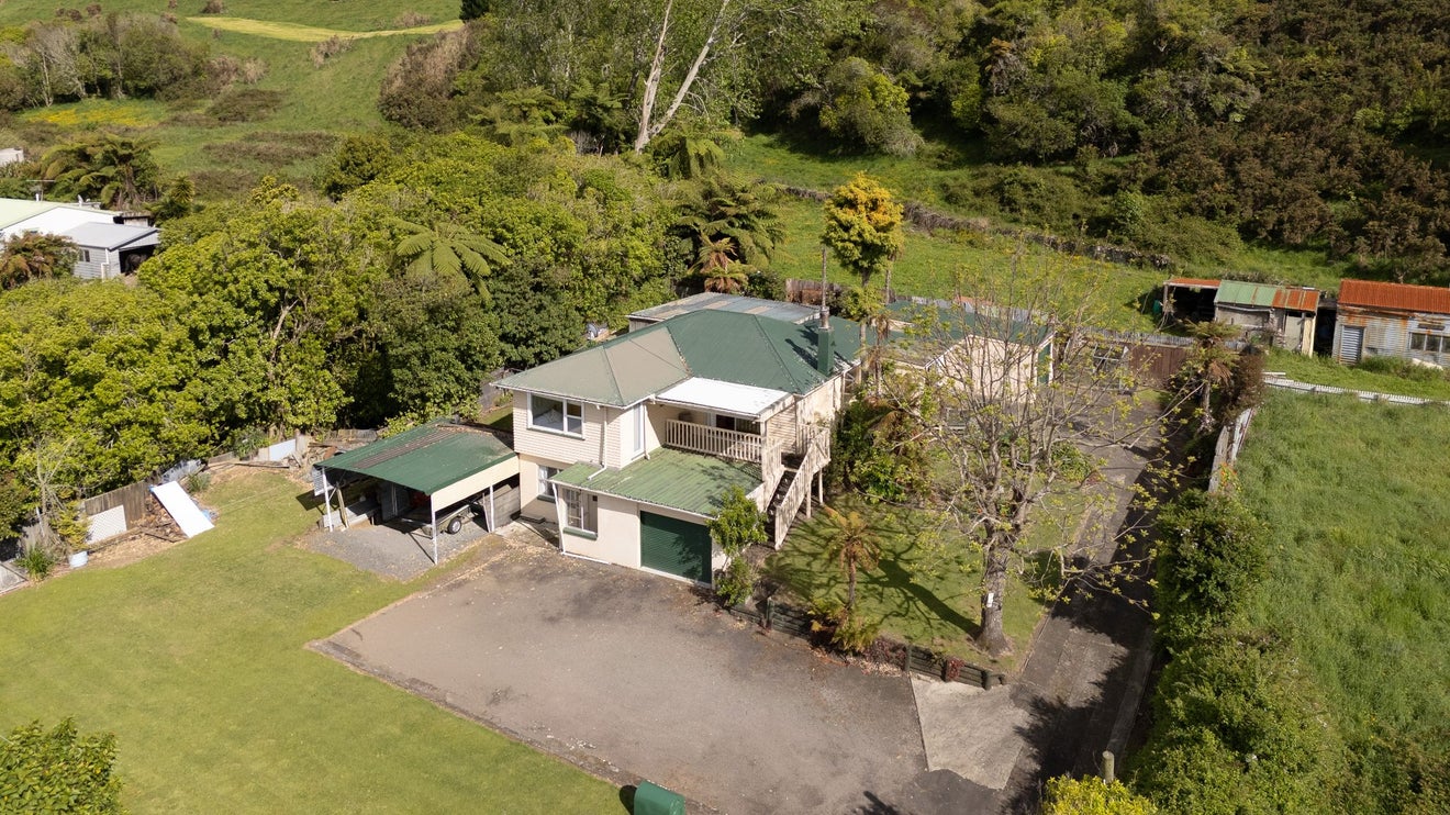 511 State Highway 33, Okere Falls, Rotorua - Carousel 1