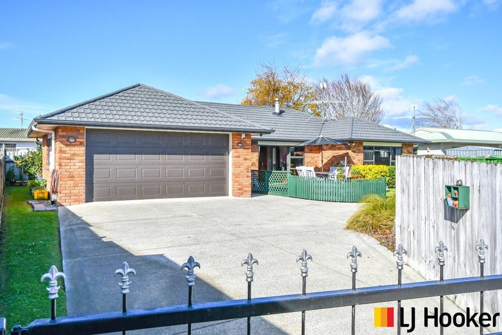43A Sandspit Road, Waiuku, Waiuku - Carousel 1