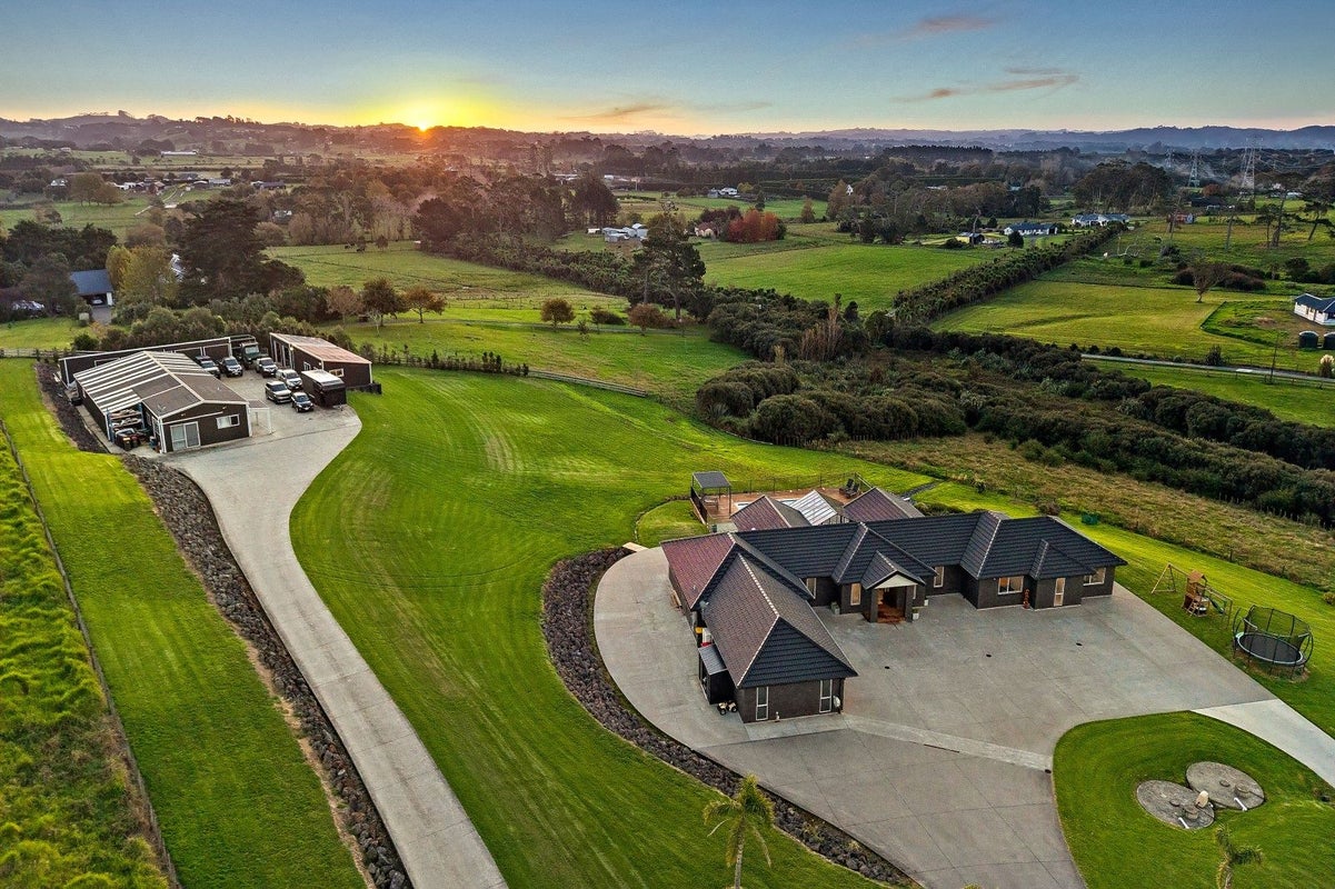 135 Nixon Road, Taupaki,   - Carousel 26