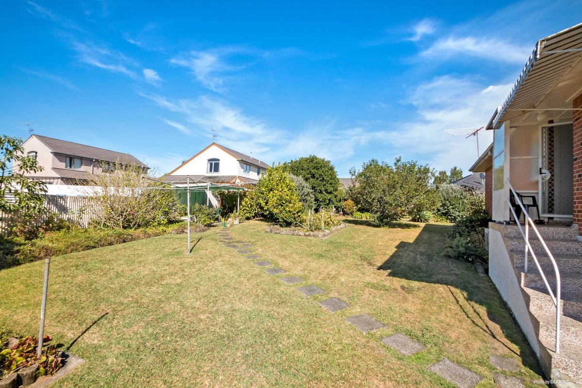 11 Covic Avenue, Blockhouse Bay, Auckland - Carousel 2