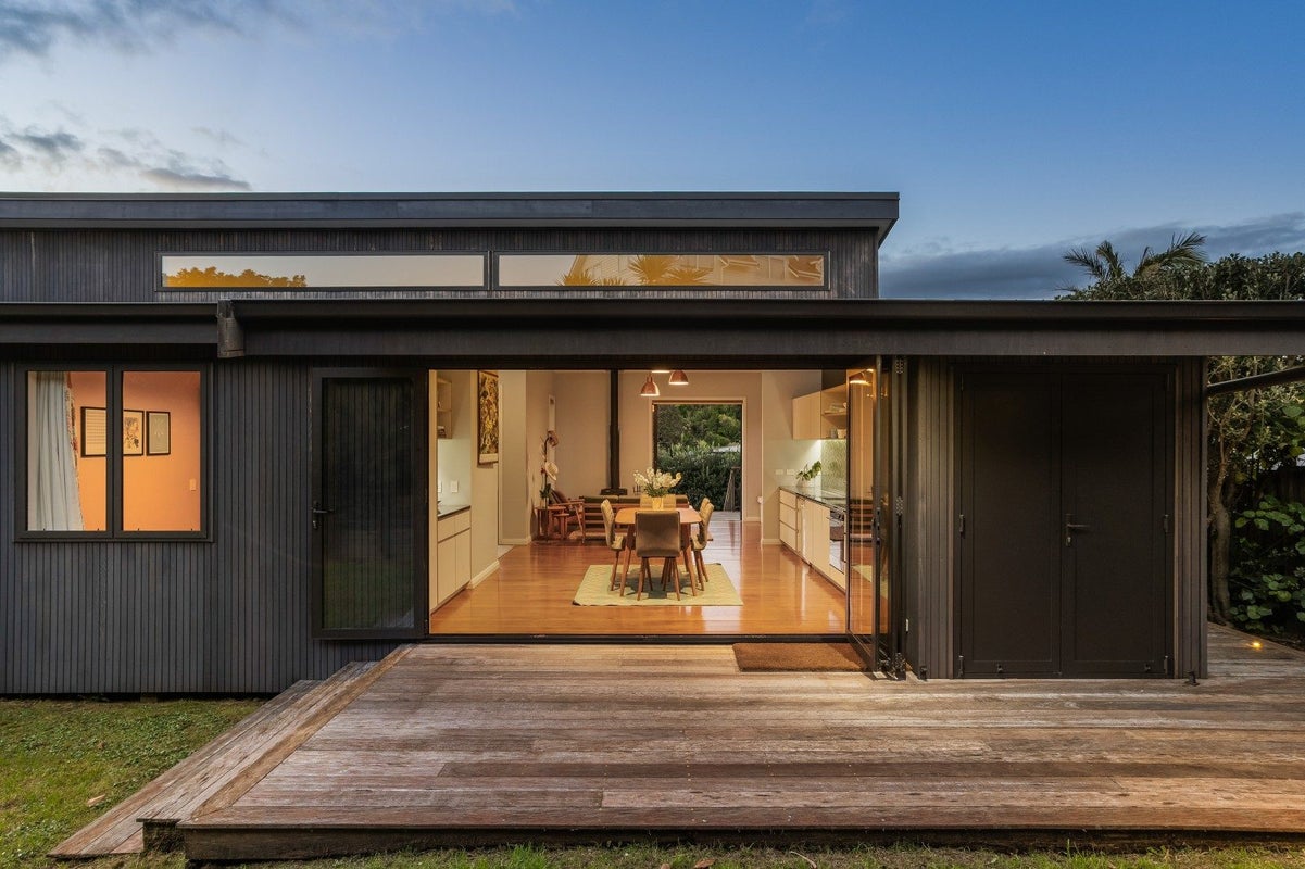 200 Onemana Drive, Onemana, Whangamata - Carousel 1