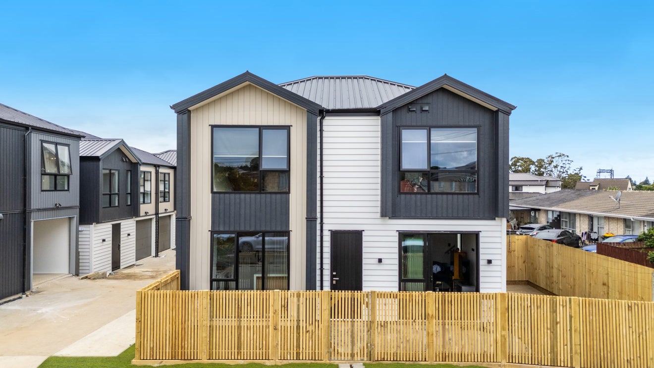 8 Gordon Road, Papatoetoe, Auckland - Carousel 1