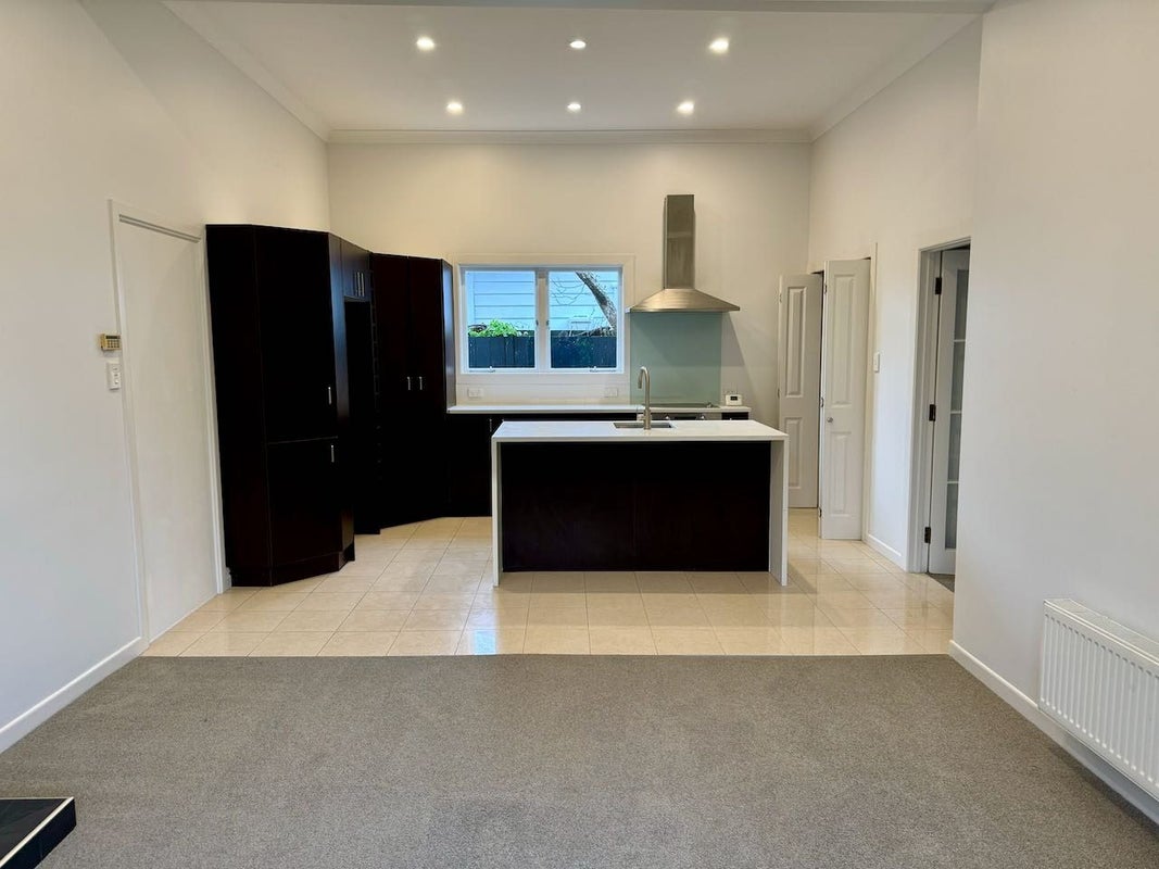 36 Moa Road, Point Chevalier, Auckland - Carousel 2