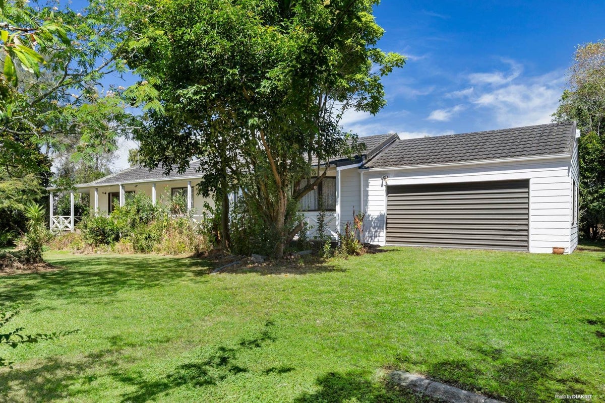 121 Jesmond Road, Karaka, Papakura - Carousel 1
