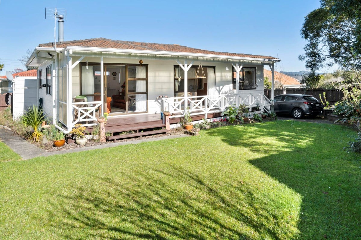 3/46 View Road, Henderson, Auckland - Carousel 2