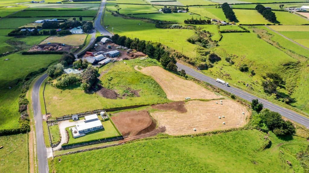 25 Livingston Road, Tokaora, Hawera - Carousel 11