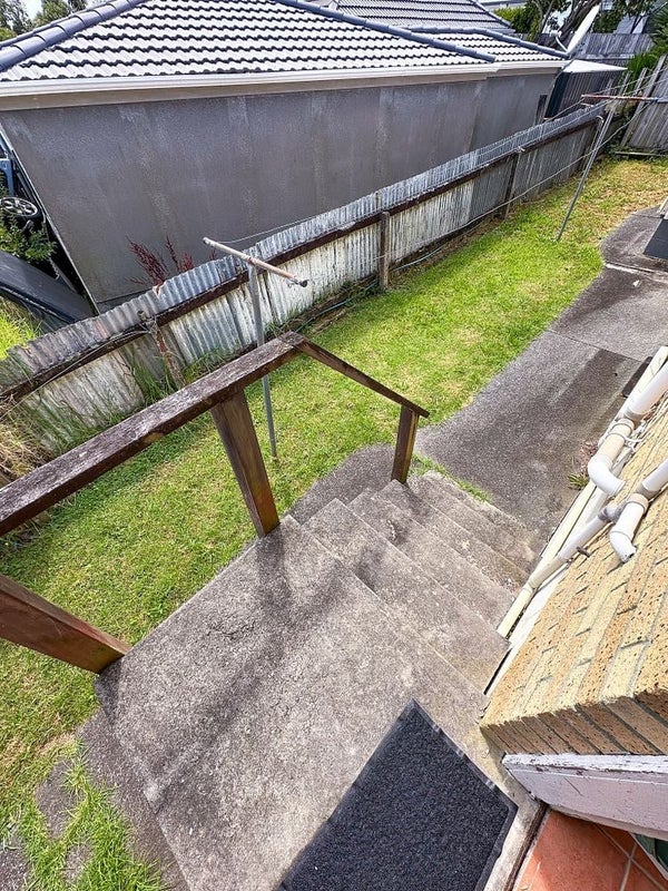 1/117 Astley Avenue, New Lynn, Auckland - Carousel 14