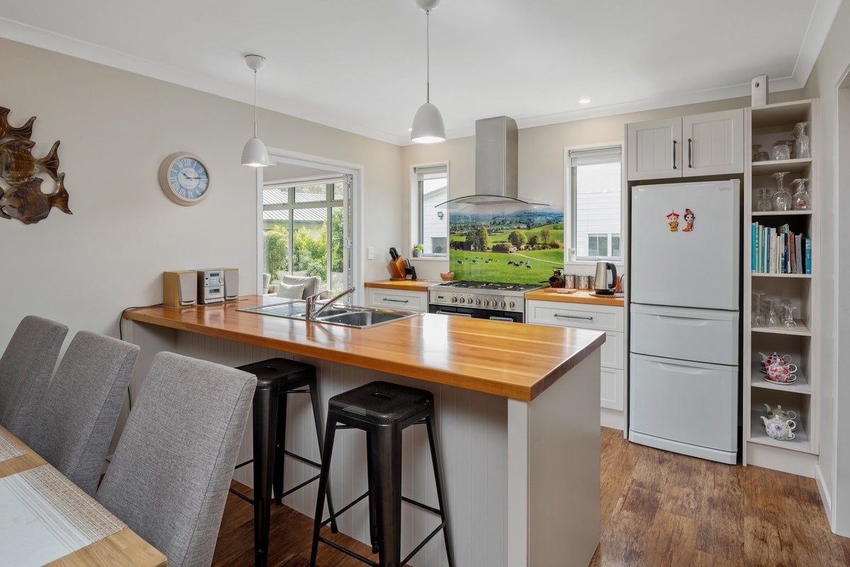 6A Huia Street, Waikawa, Marlborough, Marlborough - Carousel 2