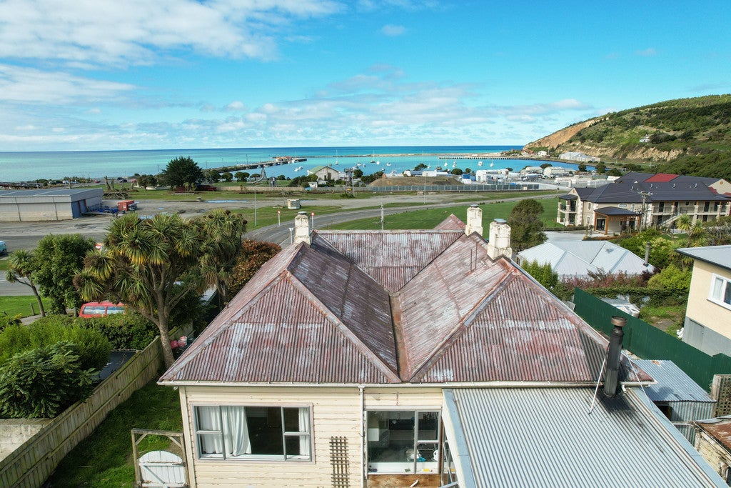 41 Tyne Street, South Hill, Oamaru - Carousel 1