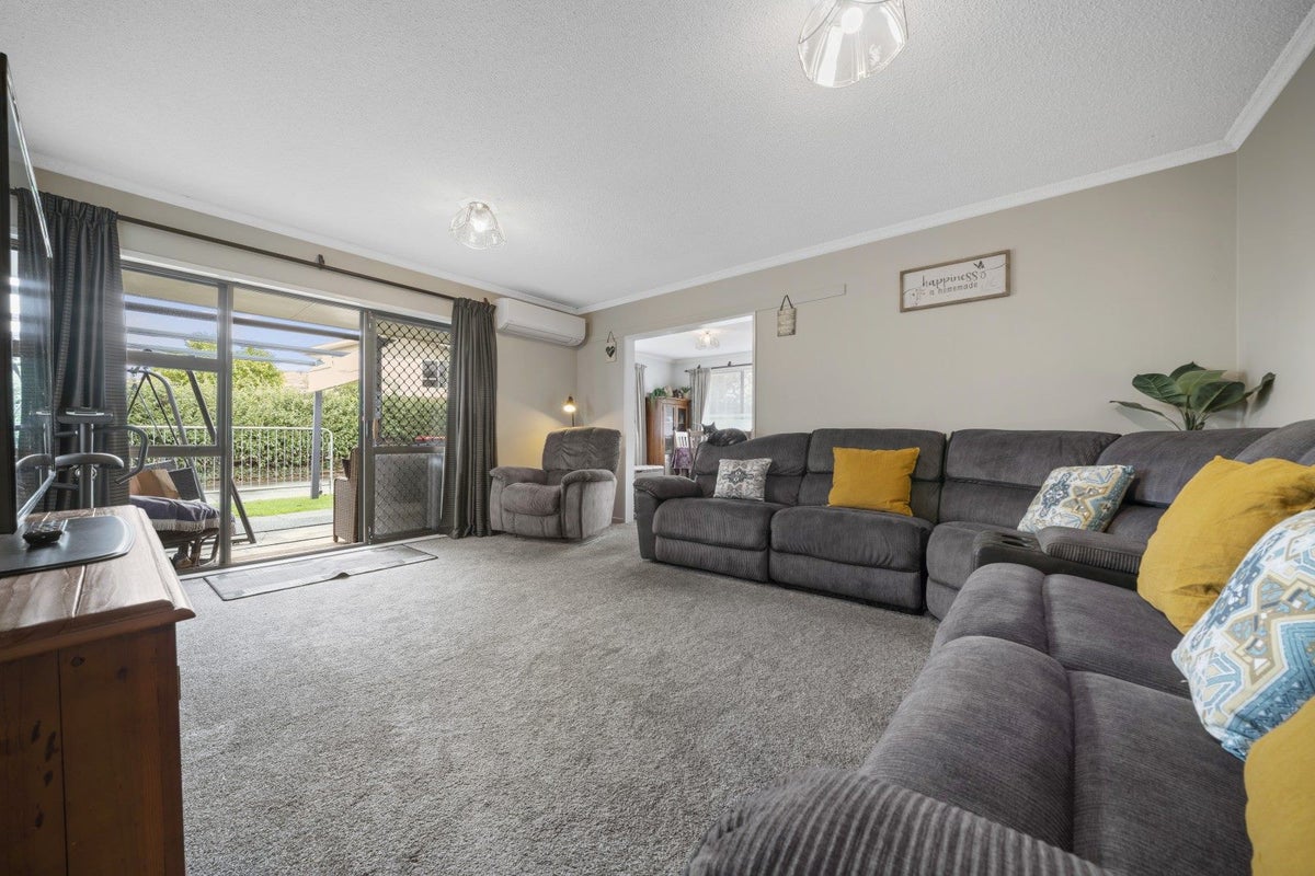 36 MONRAD ST, Highbury, Palmerston North  - Carousel 1