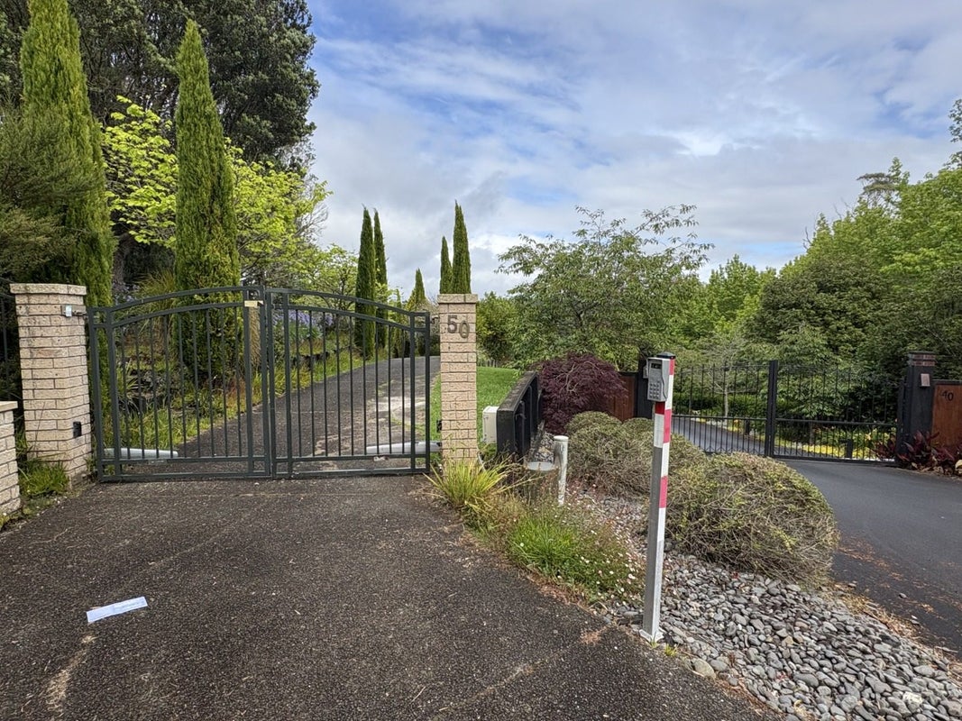 50 Godley Lane, Lucas Heights, Auckland - Carousel 2