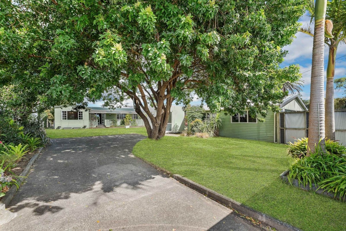 74 Mclarin Road, Waiuku - Carousel 1