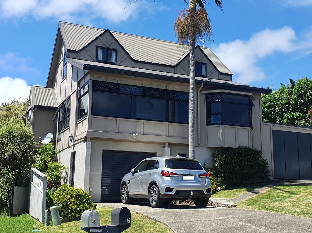 6 Seaview Road, Cable Bay, Cable Bay - Carousel 1